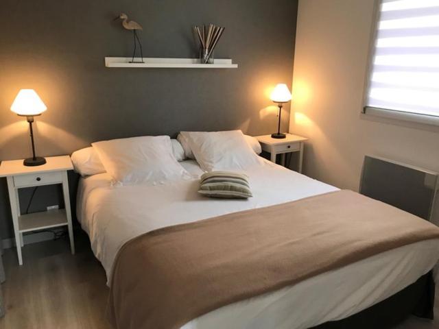Le Relais De La Hardiesse 6Km Mont St Michel - Chambres Doubles - Suite Spa Privatif Courtils Rom bilde
