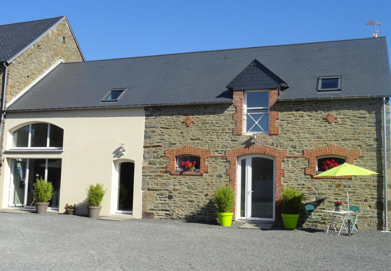 Le Relais De La Hardiesse 6Km Mont St Michel - Chambres Doubles - Suite Spa Privatif Courtils Eksteriør bilde
